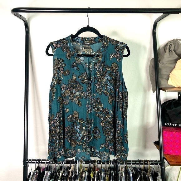 𝅺miss Me Floral Cold Shoulder Crepe Peasant Top - Picture 1 of 8